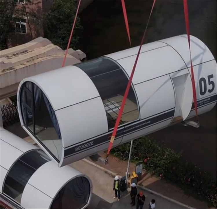 Tiny Egg 20ft Apple Cabin Capsule House Airship Pod 4